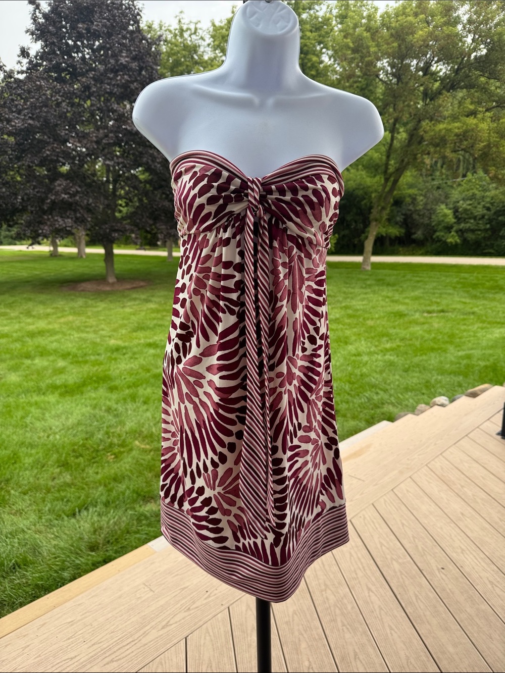 BCBGMAXAZRIA Women’s Strapless, Dress Size M, Never Worn, Y2K Cocktail Party